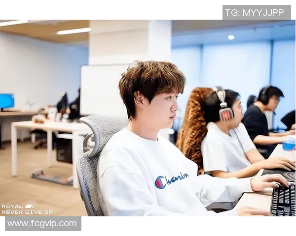 RNG战队防守体系解析：如何在DOTA2中构建坚固的防线与反击策略